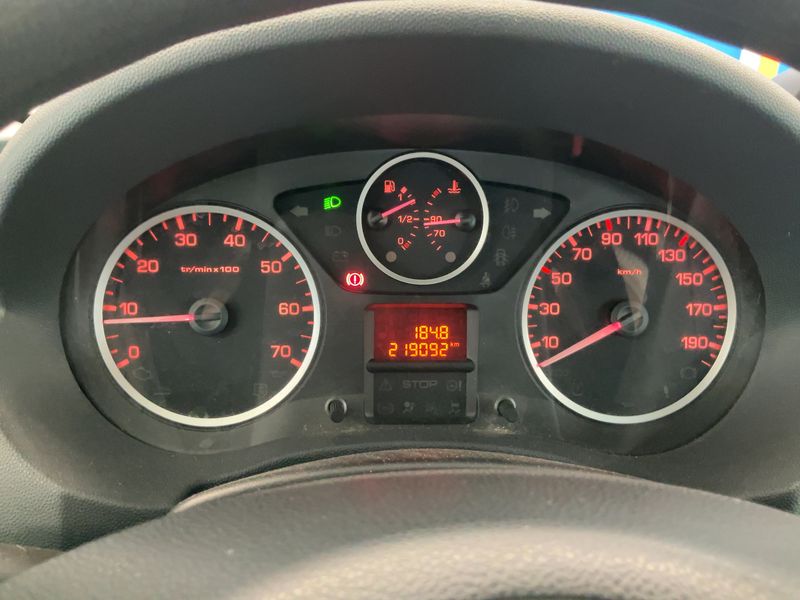 Fiat Scudo 2.0 JTDM Panorama Family L2H1 130 Multijet 2014 – снимка 18