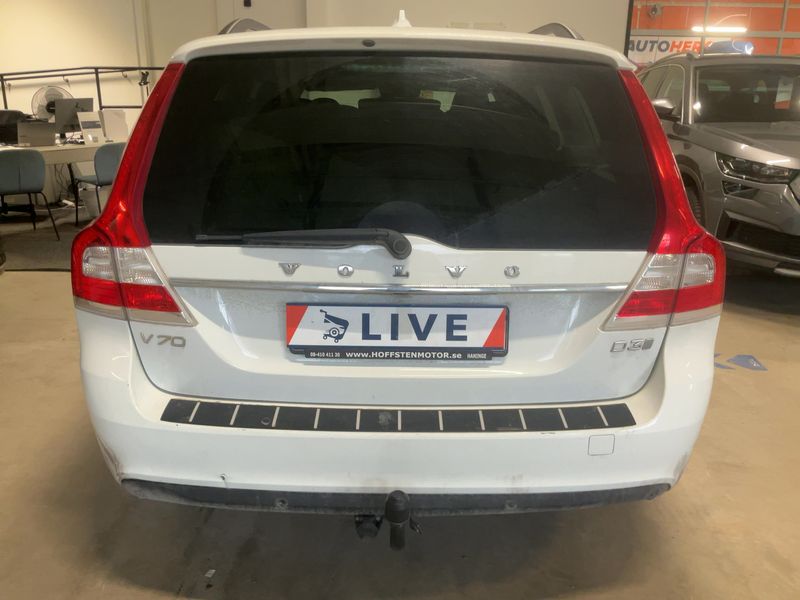Volvo V70 2.0 D3 Momentum 2015 – снимка 7