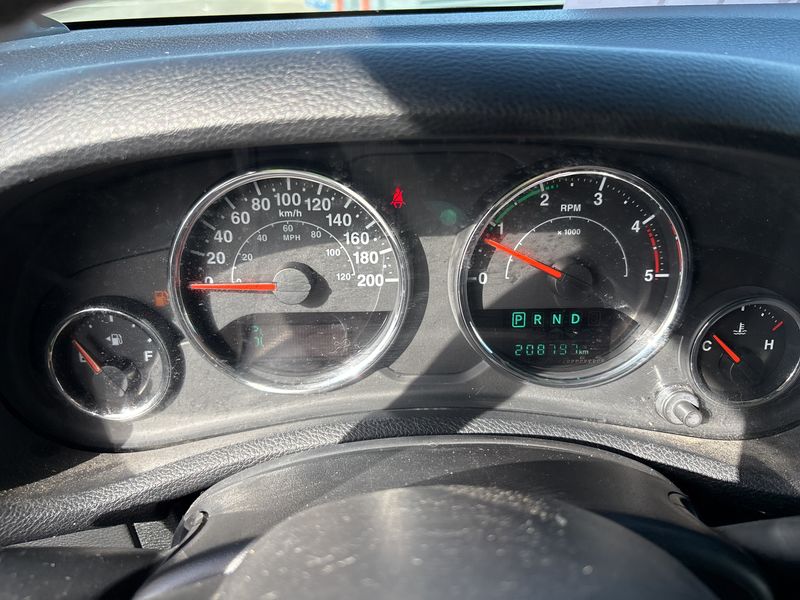 Jeep Wrangler Unlimited 2.8 CRD Sahara 2016 – снимка 12