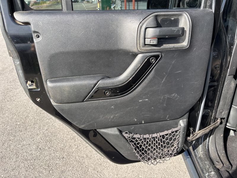Jeep Wrangler Unlimited 2.8 CRD Sahara 2016 – снимка 56