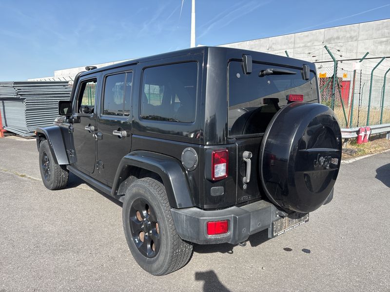 Jeep Wrangler Unlimited 2.8 CRD Sahara 2016 – снимка 3