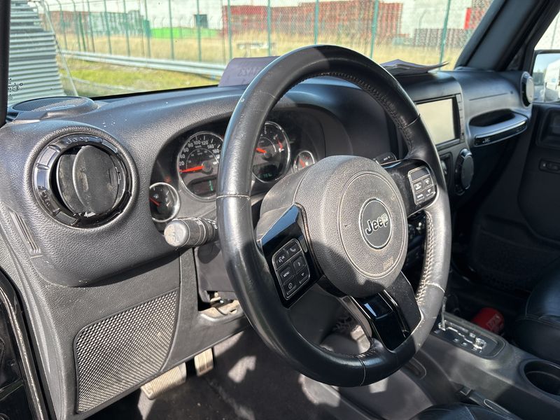 Jeep Wrangler Unlimited 2.8 CRD Sahara 2016 – снимка 58