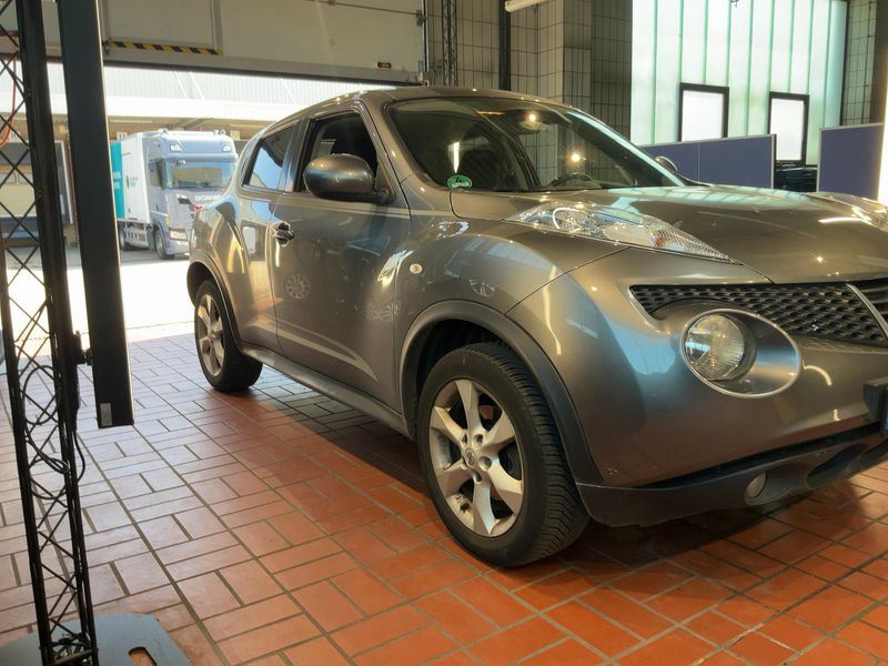 Nissan Juke 1.6 Acenta 2012 – снимка 12