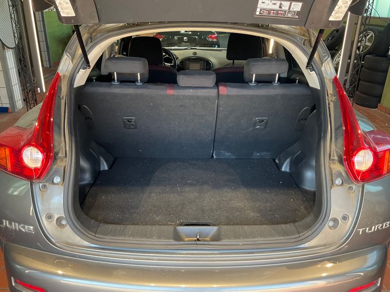 Nissan Juke 1.6 Acenta 2012 – снимка 39