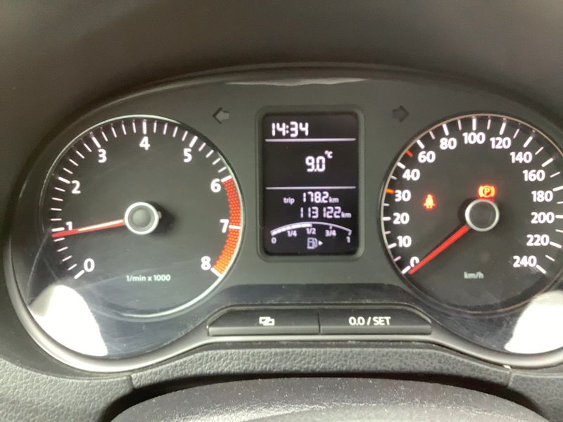 Volkswagen Polo 1.2 Trendline 2012 – снимка 19