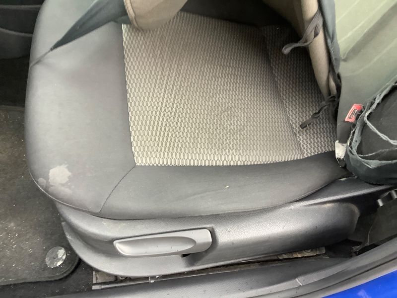 Volkswagen Polo 1.2 Trendline 2012 – снимка 27