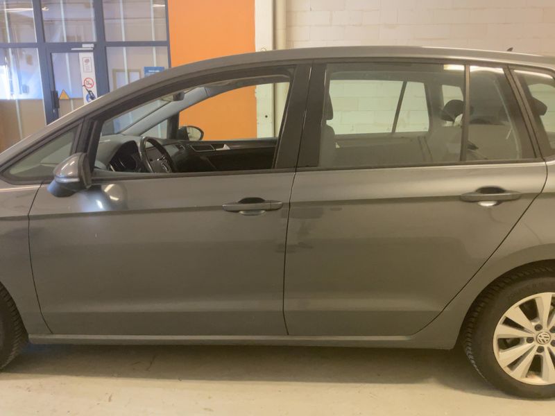 Volkswagen Golf VII Sportsvan 1.0 TSI Comfortline 2020 – снимка 4