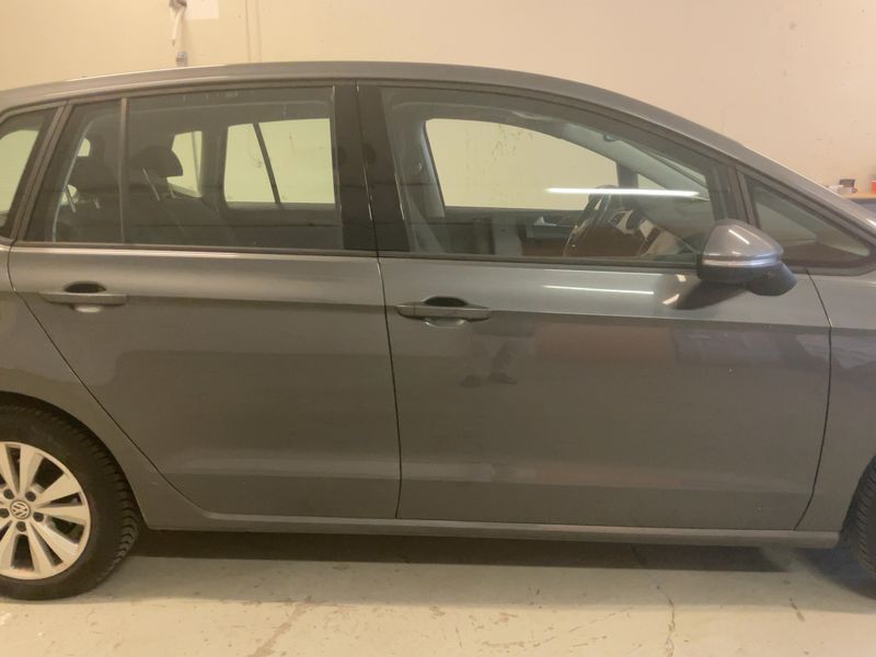 Volkswagen Golf VII Sportsvan 1.0 TSI Comfortline 2020 – снимка 10