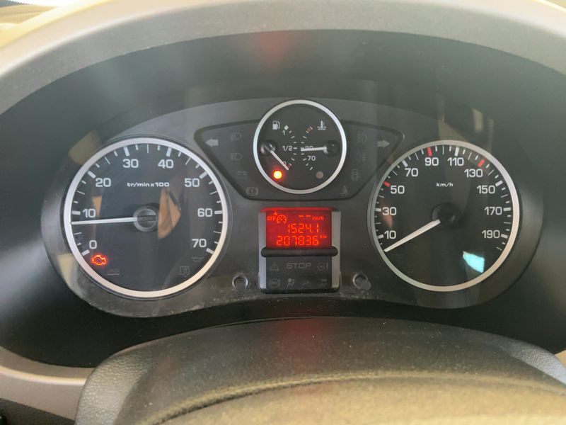 Peugeot Partner 1.6 HDi Allure 2015 – снимка 18