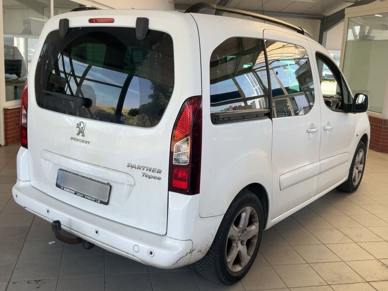 Peugeot Partner 1.6 HDi Allure 2015 – снимка 8