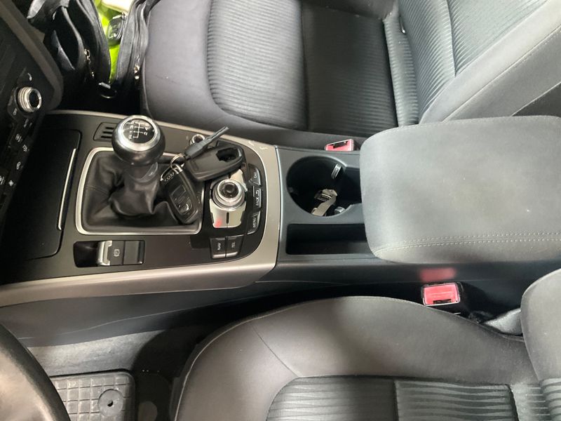 Audi A4 2.0 TDI Attraction 2013 – снимка 30