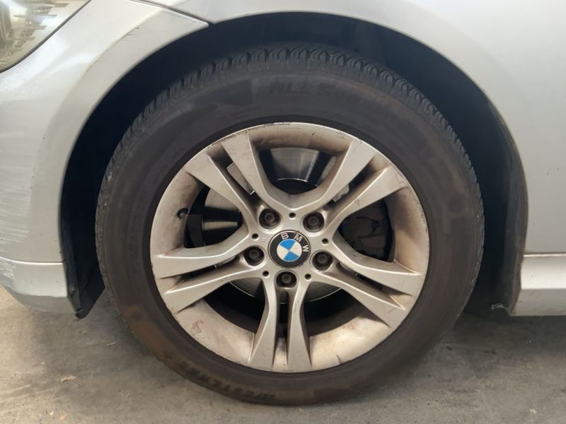 BMW 3er 320d Confort 2010 – снимка 17