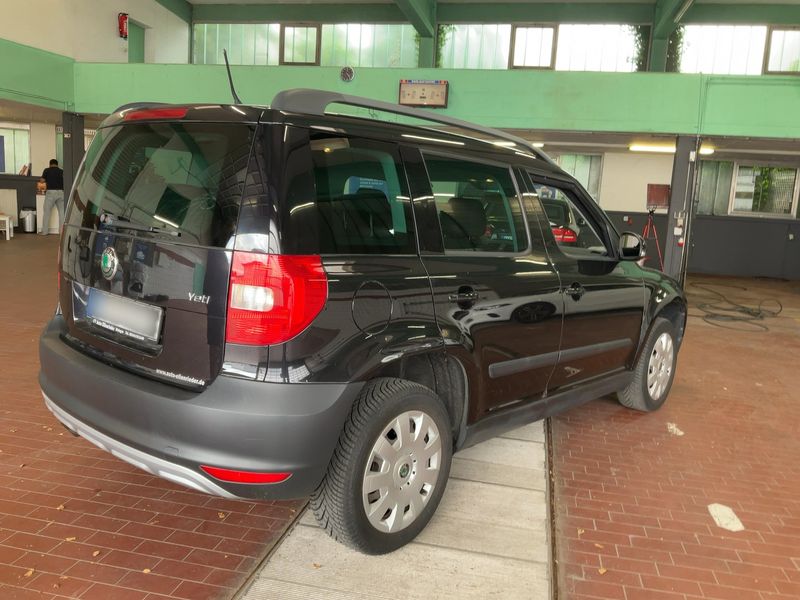 Skoda Yeti 1.2 TSI 2011 – снимка 8