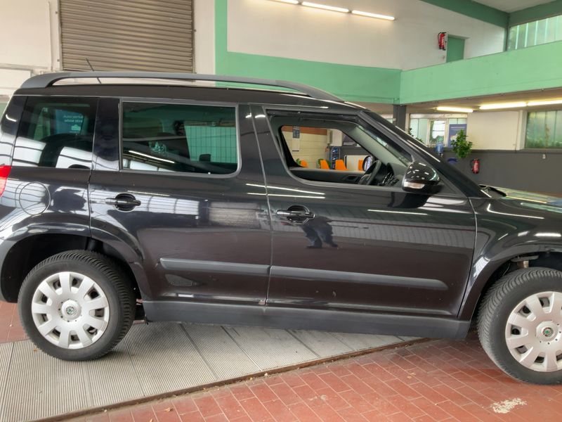 Skoda Yeti 1.2 TSI 2011 – снимка 10