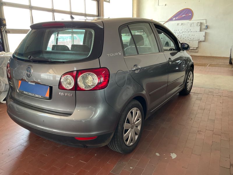 Volkswagen Golf V Plus 1.6 FSI Tour 2007 – снимка 2