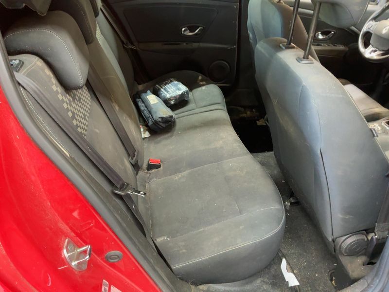 Renault Megane 1.6 Paris 2013 – снимка 20