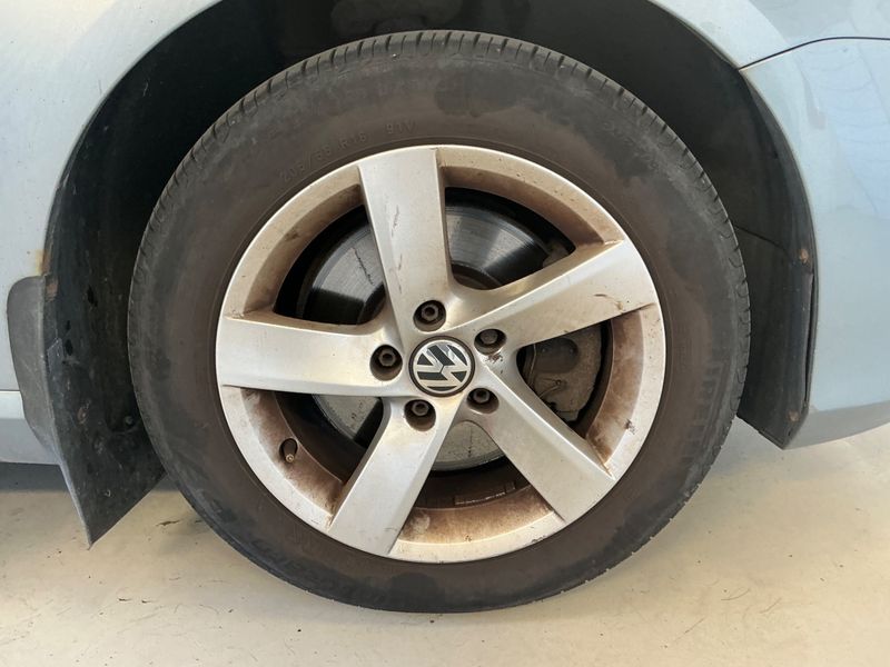 Volkswagen Passat 2.0 TDI Comfortline BlueMotion Tech 2011 – снимка на щета