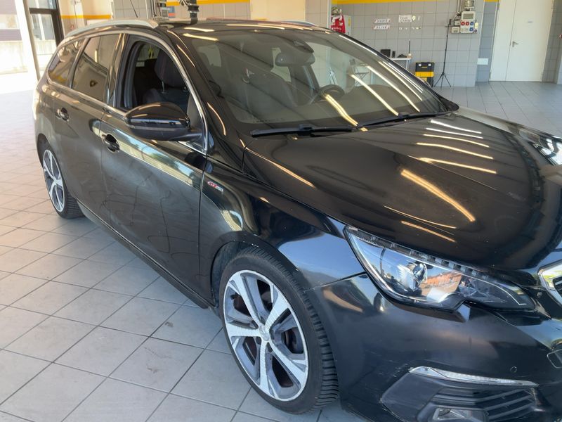 Peugeot 308 1.6 Blue-HDi GT Line 2017 – снимка 12