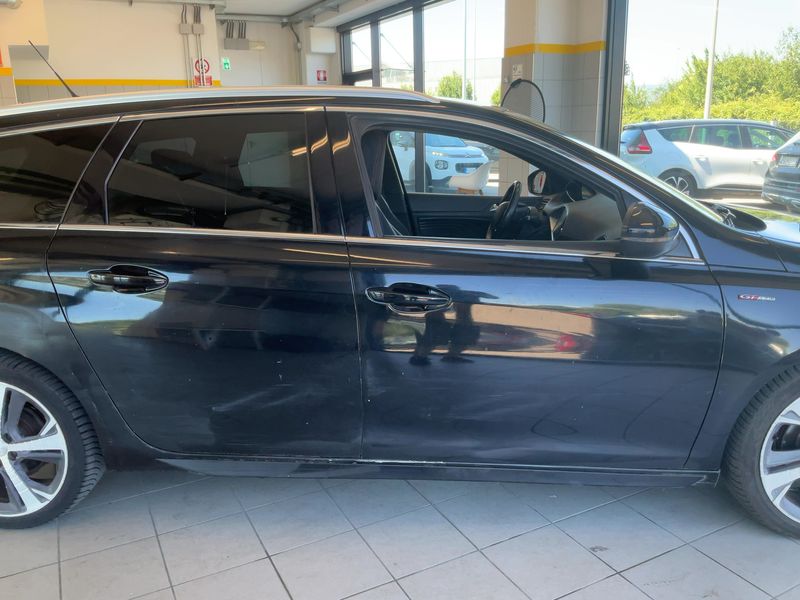 Peugeot 308 1.6 Blue-HDi GT Line 2017 – снимка 10