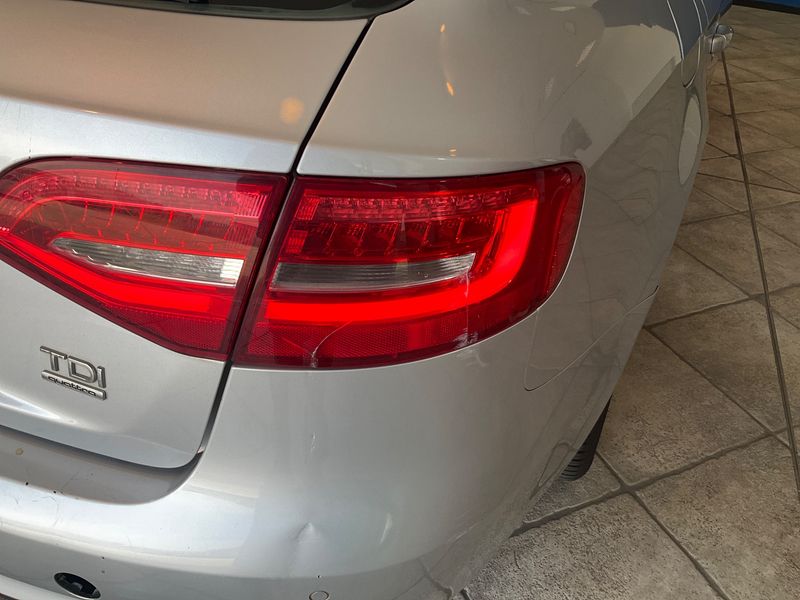 Audi A4 3.0 V6 TDI quattro Advanced 2012 – снимка 23