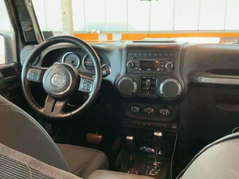 Jeep Wrangler Unlimited 3.6 V6 Golden Eagle 2015 – снимка 17