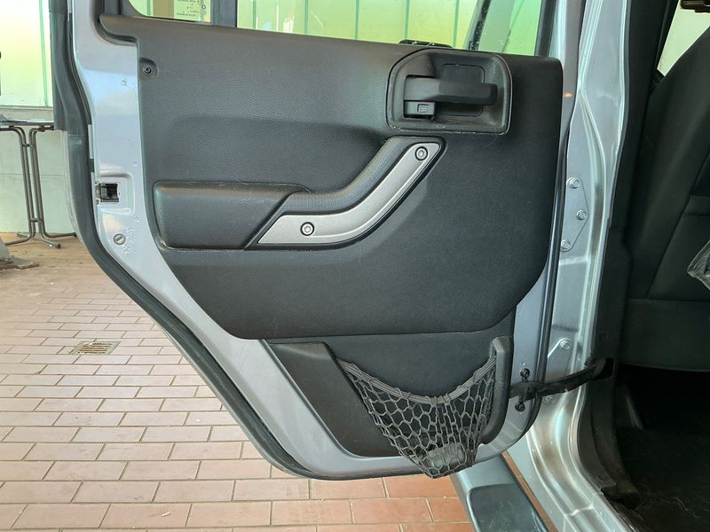 Jeep Wrangler Unlimited 3.6 V6 Golden Eagle 2015 – снимка 35