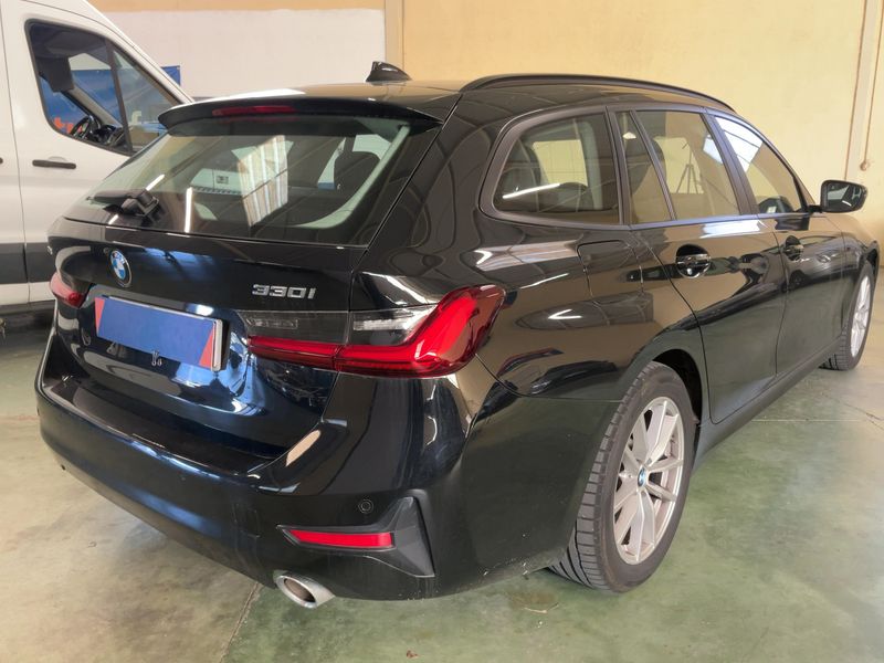 BMW 3er 330i xDrive Lounge 2022 – снимка 8