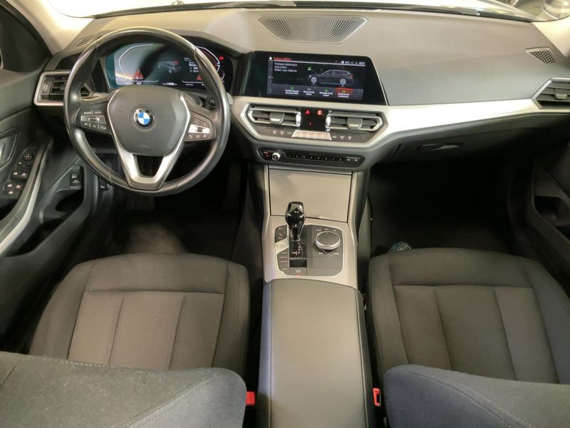 BMW 3er 330i xDrive Lounge 2022 – снимка 17