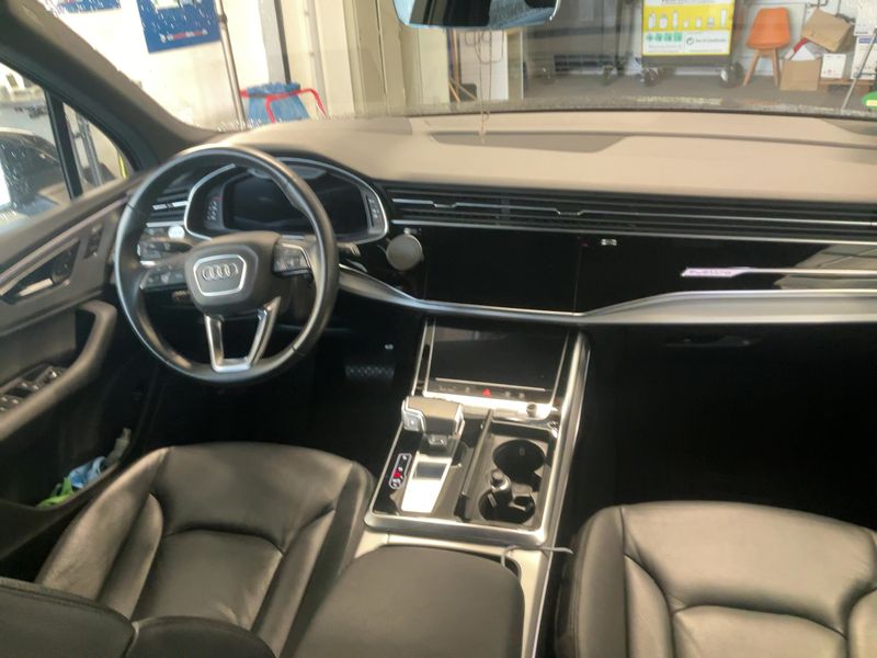Audi Q7 55 TFSI Mild-Hybrid quattro S line 2022 – снимка 17