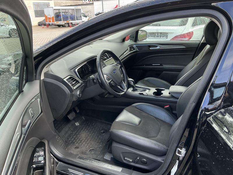Ford Mondeo 1.5 EcoBoost Titanium 2019 – снимка 17