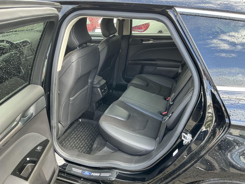 Ford Mondeo 1.5 EcoBoost Titanium 2019 – снимка 20
