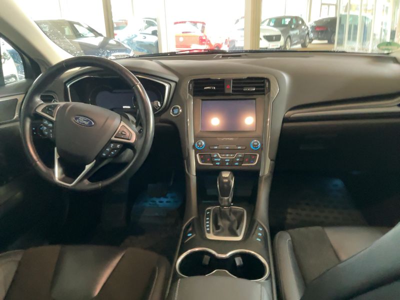 Ford Mondeo 1.5 EcoBoost Titanium 2019 – снимка 18