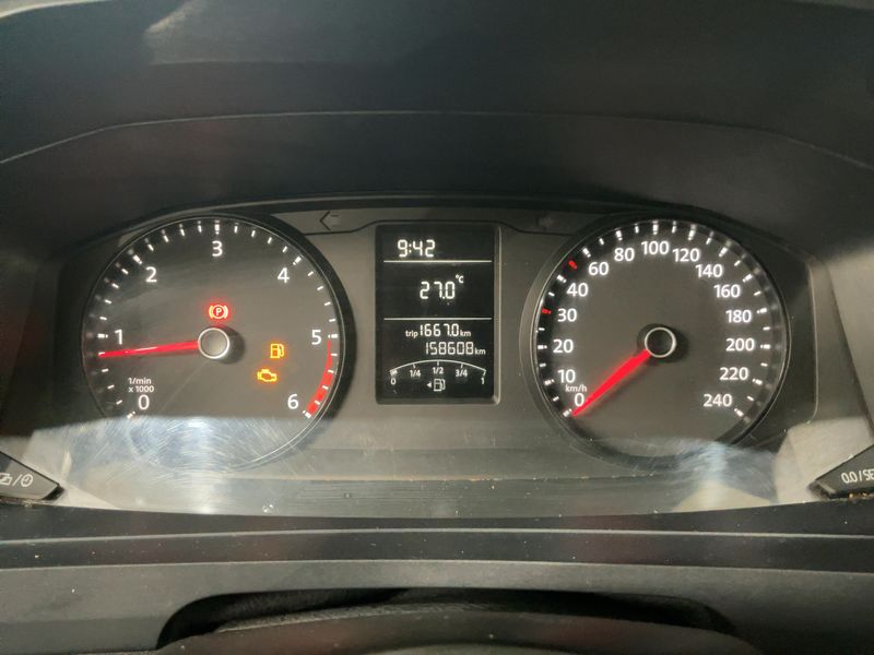 Volkswagen T6 Transporter 2.0 TDI Kasten 4Motion 2019 – снимка 19