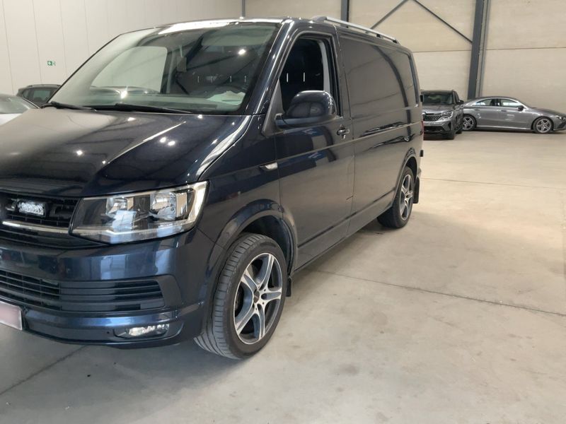 Volkswagen T6 Transporter 2.0 TDI Kasten 4Motion 2019 – снимка 2