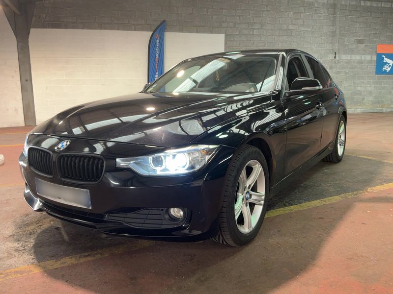 BMW 3er 318d Business 2015