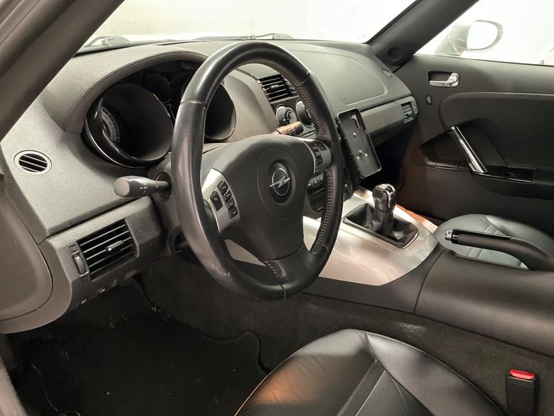 Opel GT 2.0 Turbo Basis 2008 – снимка 31