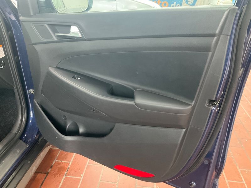 Hyundai Tucson 2.0 CRDi Mild-Hybrid Premium 4WD 2018 – снимка 51