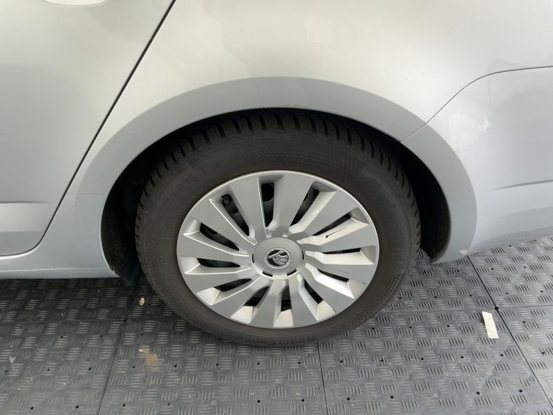 Skoda Octavia 2.0 TDI Ambition 2015 – снимка 5
