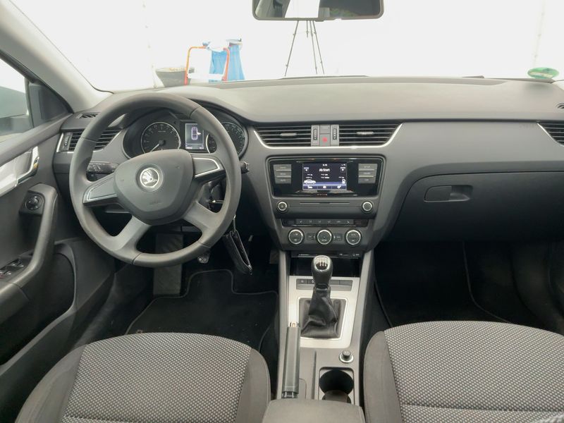 Skoda Octavia 2.0 TDI Ambition 2015 – снимка 18