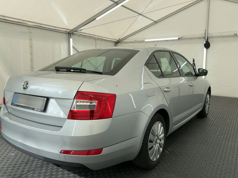 Skoda Octavia 2.0 TDI Ambition 2015 – снимка 8
