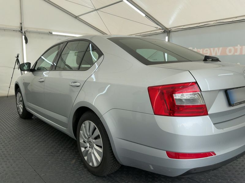 Skoda Octavia 2.0 TDI Ambition 2015 – снимка 6