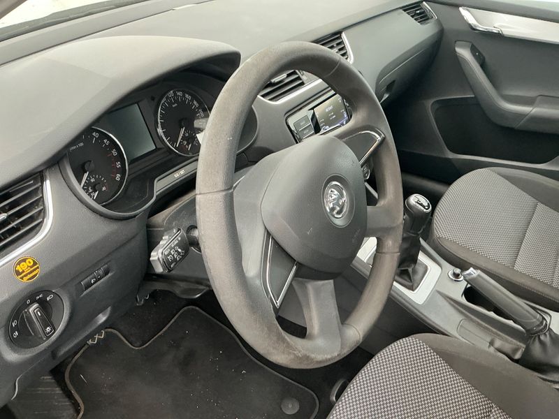 Skoda Octavia 2.0 TDI Ambition 2015 – снимка 28