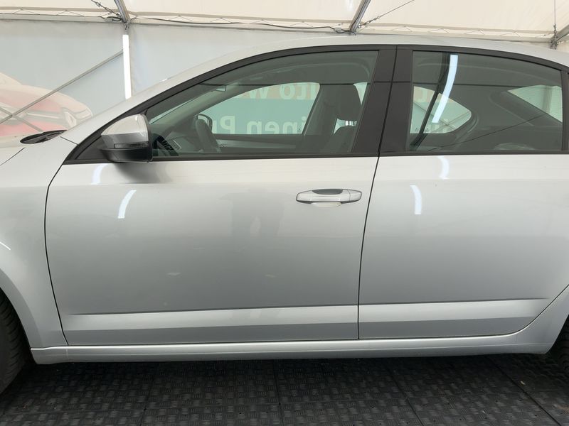 Skoda Octavia 2.0 TDI Ambition 2015 – снимка 4