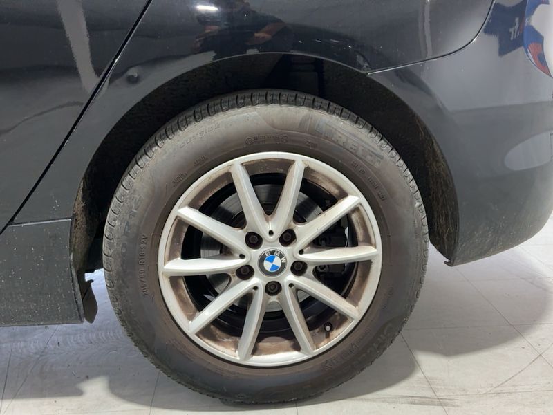 BMW 2er 214d Active Tourer Premiere 2016 – снимка 5