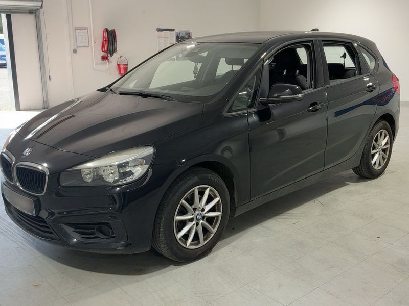 BMW 2er 214d Active Tourer Premiere 2016 – снимка 2