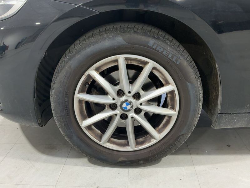 BMW 2er 214d Active Tourer Premiere 2016 – снимка 3