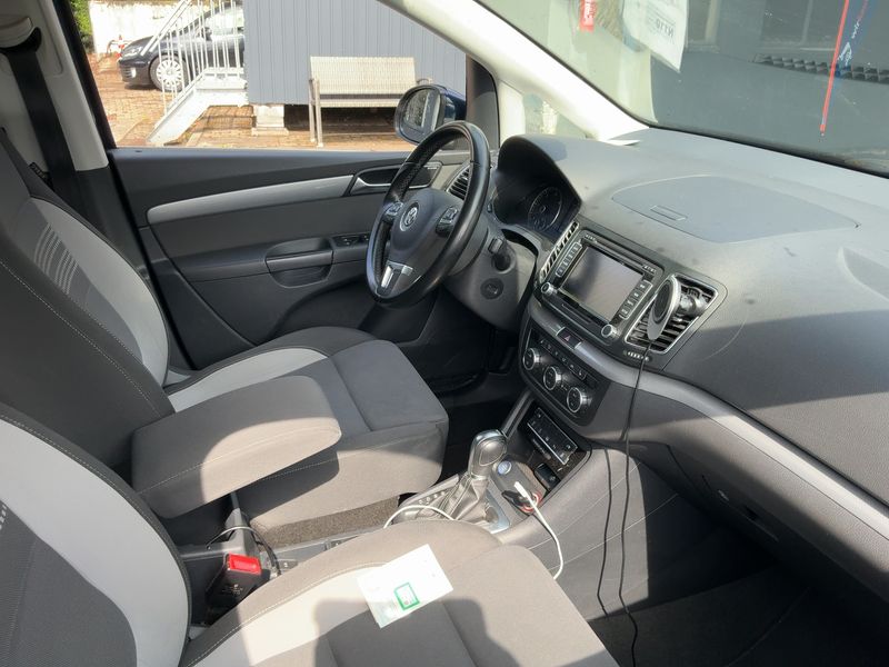 Volkswagen Sharan 2.0 TDI Life BlueMotion Tech 2013 – снимка 16