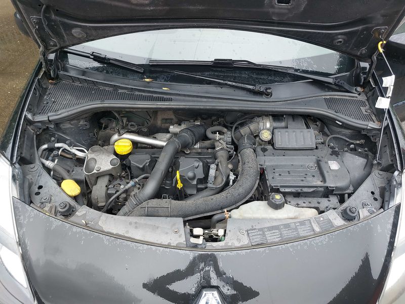 Renault Clio 1.5 dCi Dynamique 2010 – снимка 8