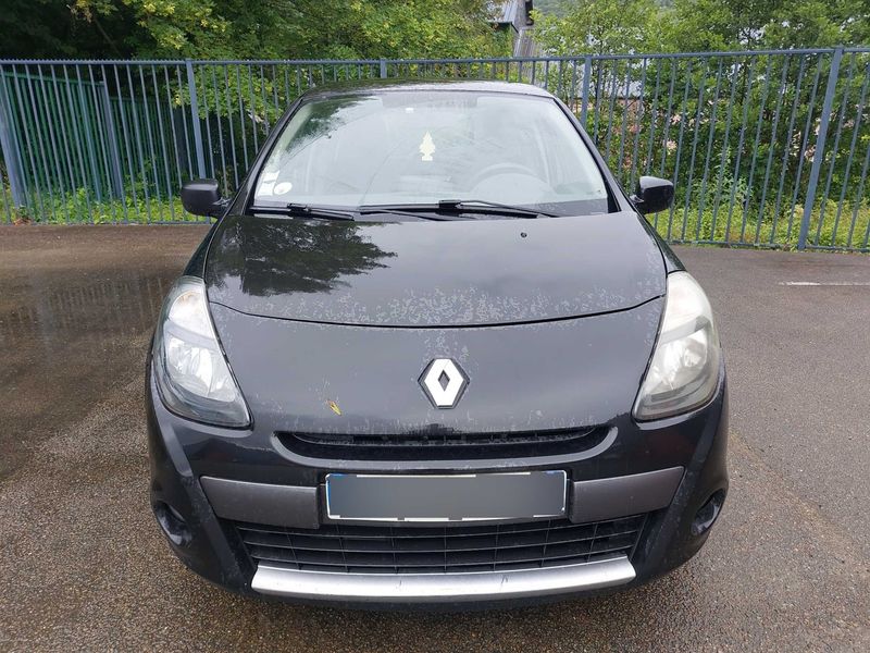 Renault Clio 1.5 dCi Dynamique 2010 – снимка 7