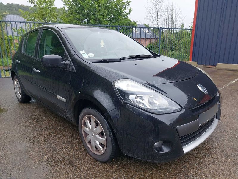 Renault Clio 1.5 dCi Dynamique 2010 – снимка 6